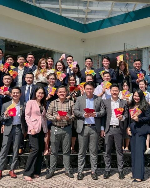 Phương Đông Corp Cơ Hội Nghề Nghiệp Và Chính Sách Nhân Sự (2) Phương Đông Corp Cơ Hội Nghề Nghiệp Và Chính Sách Nhân Sự (2)
