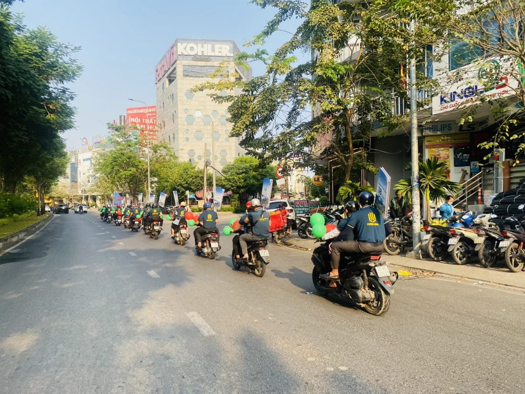 Roadshow Đưa The Leaf Town Đi Khắp Mọi Nẻo Đường Tp. HCM - phuongdongcorp.vn (7)