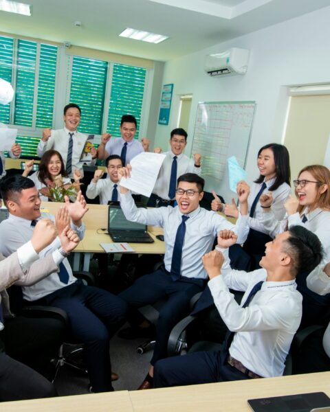 Văn hóa nội bộ tại Phương Đông Corporation - phuongdongcorp.vn (2) Văn hóa nội bộ tại Phương Đông Corporation - phuongdongcorp.vn (2)