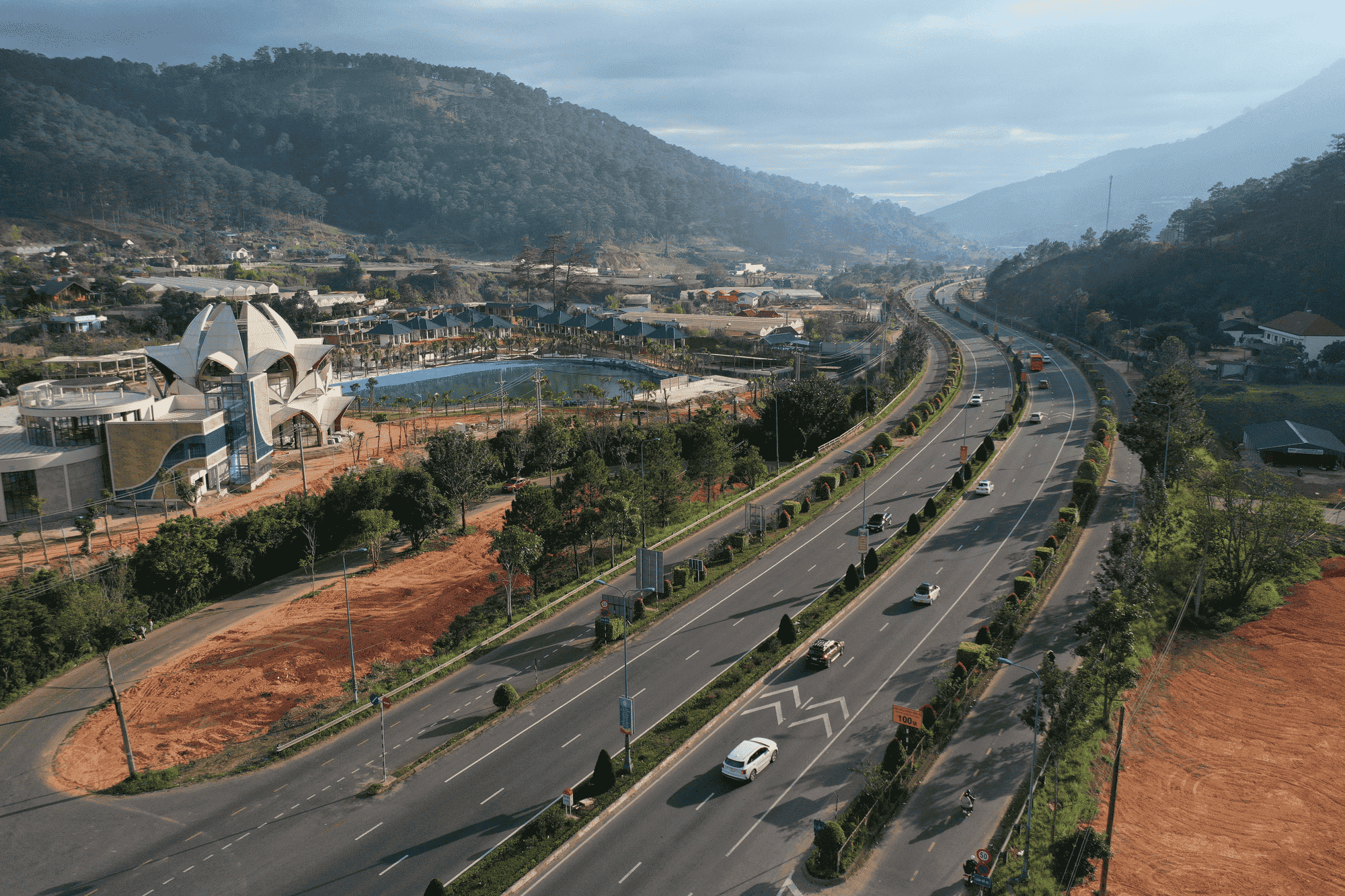 Dự kiến đầu tư hơn 18.000 tỷ đồng xây cao tốc Tân Phú-Bảo Lộc (1)